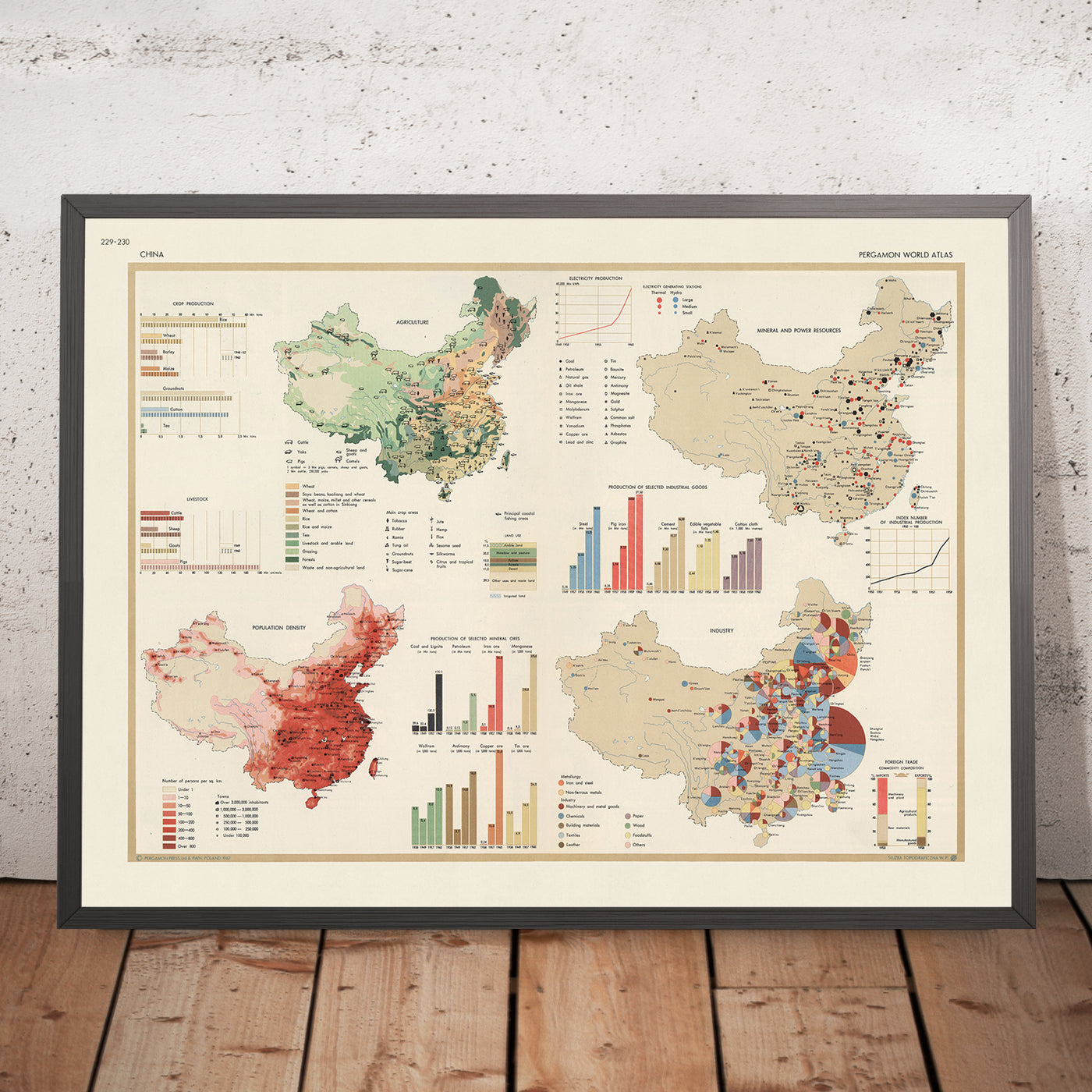 Ancienne carte infographique de la Chine : agriculture, industrie et commerce, 1967