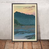 Atardecer en la montaña y río fangoso de Hasui Kawase, 1935 