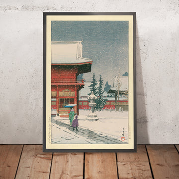 Una imagen enmarcada de Nieve en el Santuario Nezu Gongen de Hasui Kawase, 1935
