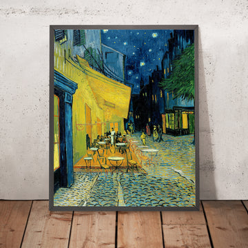 Une image encadrée de Café Terrace at Night de Vincent van Gogh, 1888