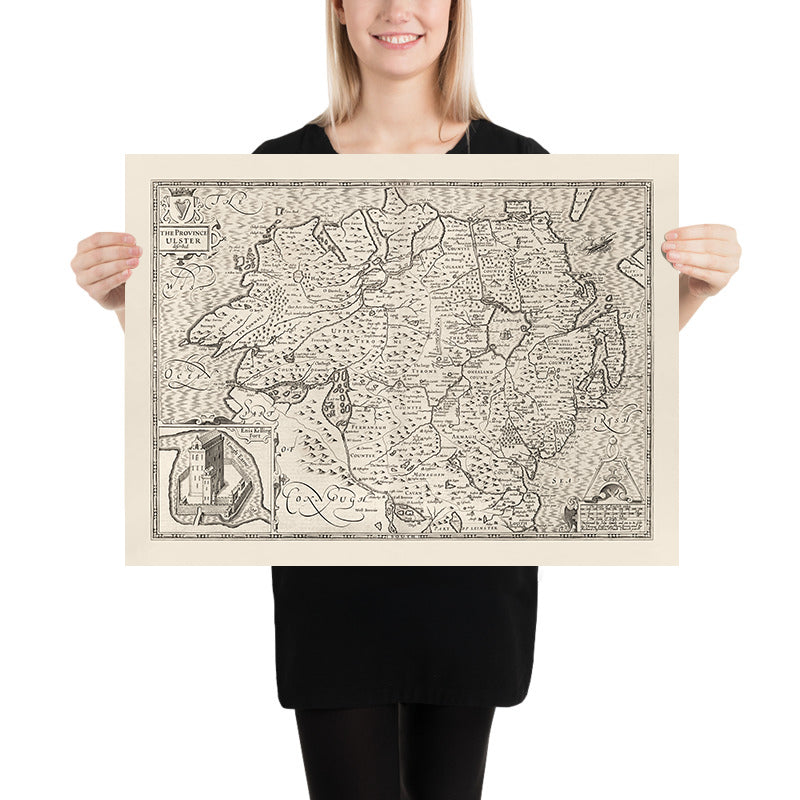 Mapa monocromático antiguo de Ulster, Irlanda del Norte en 1611 por John Speed ​​- Belfast, Derry (no Londonderry), Condado Antrim y Down