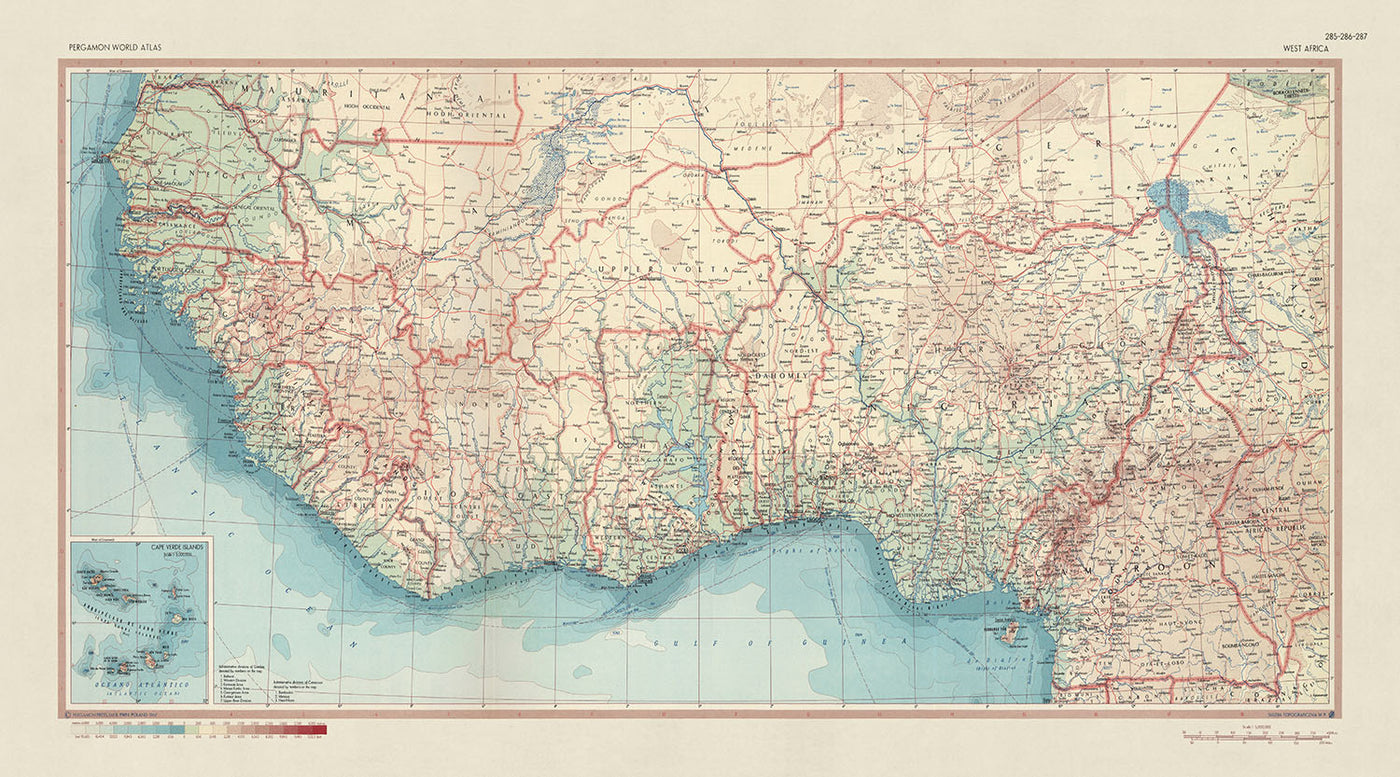 Carte du vieux monde de l'Afrique de l'Ouest par le service topographique de l'armée polonaise, 1967 : carte politique et physique détaillée des pays d'Afrique de l'Ouest