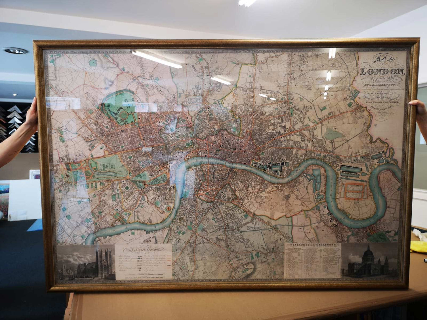 Große alte Karte von London von C&J Greenwood, 1830 - handkoloriert
