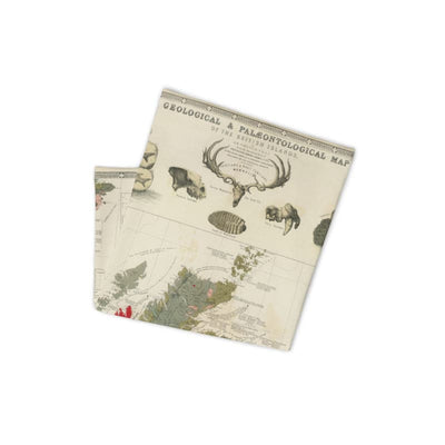 Schottische Gesichtsmaske / Halskrause mit altem Kartendruck der geologischen &amp; paläontologischen Karte der Britischen Inseln (Schottland) 1854, von A.K. Johnston und Edward Forbes