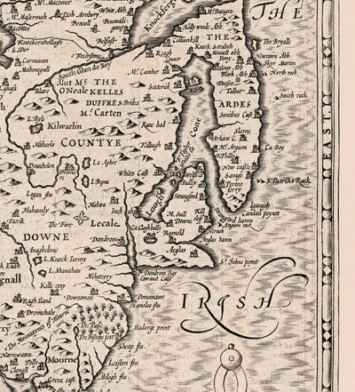 Vieille carte monochrome de Ulster, Irlande du Nord en 1611 par John Speed ​​- Belfast, Derry (pas Londonderry), comté Antrim & Down