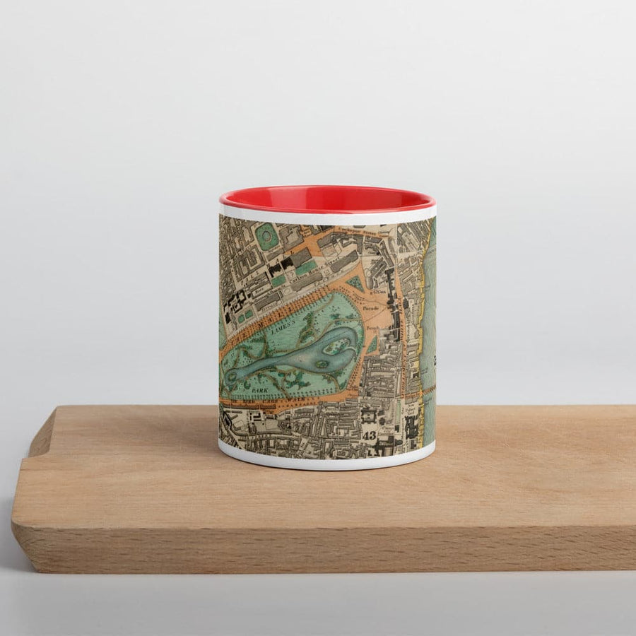 Tazza Buckingham Palace & Parlamento - Tazza unica da 330ml (11oz) con la mappa colorata di Londra del 1830 di CJ Greenwood 